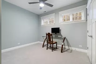 1925 W Berenice Ave, Chicago, IL 60613 - Photo 37