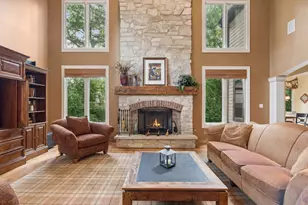 901 Kenton Rd, Deerfield, IL 60015 - Photo 9