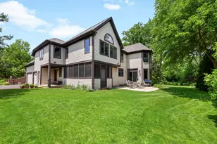 901 Kenton Rd, Deerfield, IL 60015 - Photo 37