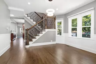 5800 W Giddings St, Chicago, IL 60630 - Photo 5