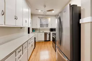 530 Washington Blvd, Oak Park, IL 60302 - Photo 9