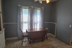 653 Whitley Ave, Joliet, IL 60433 - Photo 7