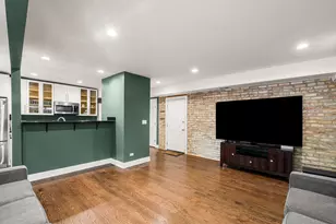 4457 N Magnolia Ave, Chicago, IL 60640 - Photo 5