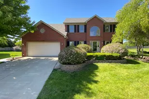 720 Kendridge Ct, Aurora, IL 60502 - Photo 1