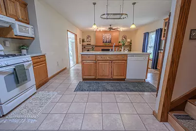 336 E 1st Street, El Paso, IL 61738 - Photo 5