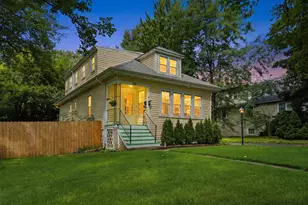 132 S Adams St, Hinsdale, IL 60521 - Photo 3