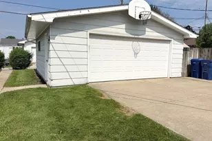1511 St Vincents Ave, Lasalle, IL 61301 - Photo 21