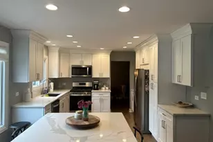 1213 Brook Ln, Naperville, IL 60540 - Photo 3