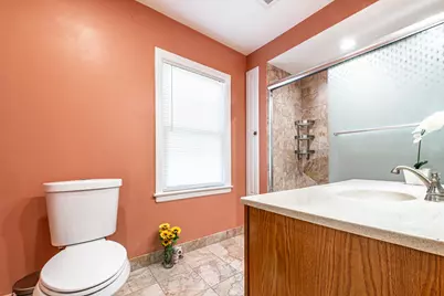 6611 W Foster Avenue, Chicago, IL 60656 - Photo 13