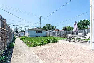 6611 W Foster Avenue, Chicago, IL 60656 - Photo 35