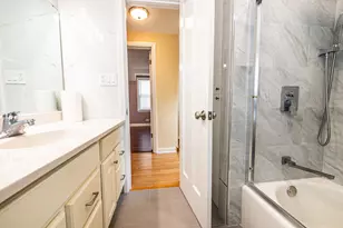 6611 W Foster Ave, Chicago, IL 60656 - Photo 25