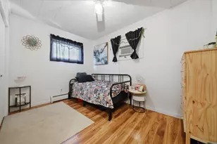 402 E 19th St, Sterling, IL 61081 - Photo 25
