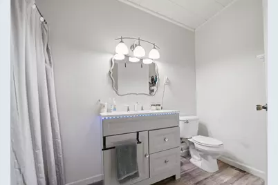 402 E 19th Street, Sterling, IL 61081 - Photo 23