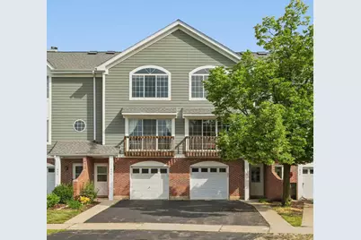 856 W Saint Johns Place, Palatine, IL 60067 - Photo 1