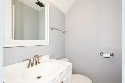 319 Shirley Court, Wheaton, IL 60187 - Photo 19