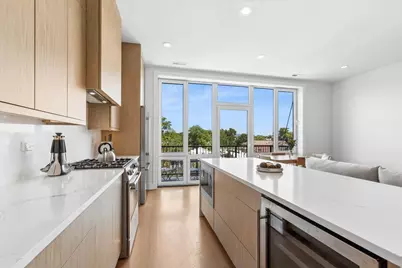 4939 N Damen Avenue #404, Chicago, IL 60625 - Photo 5