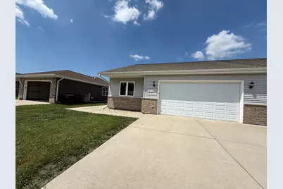 924 Bergera Street W, Braidwood, IL 60408 - Photo 1