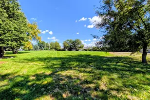 21 E Romeo Rd, Romeoville, IL 60446 - Photo 3