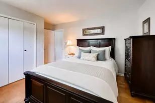 [Address not provided], Arlington Heights, IL 60004 - Photo 13