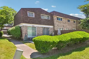 18W074 Jamestown Ln, Villa Park, IL 60181 - Photo 27