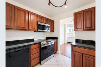 3550 N Lake Shore Drive #1806, Chicago, IL 60657 - Photo 13