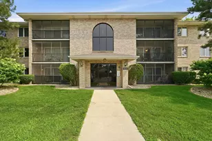4910 134th Ct, Crestwood, IL 60418 - Photo 1