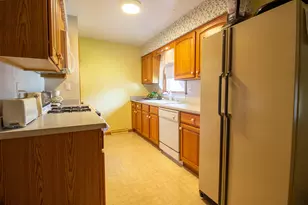 18538 Oak Ave, Lansing, IL 60438 - Photo 9
