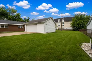 18538 Oak Ave, Lansing, IL 60438 - Photo 31
