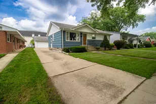 18538 Oak Ave, Lansing, IL 60438 - Photo 3