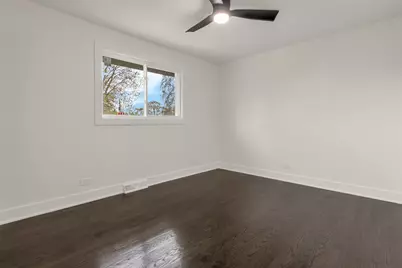 15622 Kenwood Avenue, South Holland, IL 60473 - Photo 9