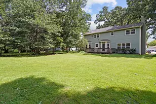 10414 Country Ln, Beach Park, IL 60087 - Photo 21