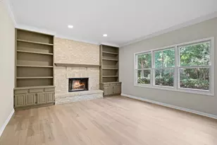 10414 Country Ln, Beach Park, IL 60087 - Photo 5
