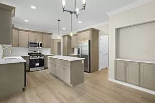 10414 Country Ln, Beach Park, IL 60087 - Photo 3