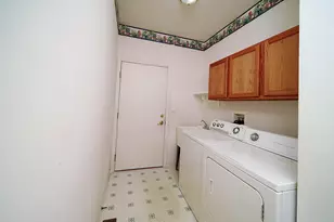 2241 Carillon Dr, Grayslake, IL 60030 - Photo 25