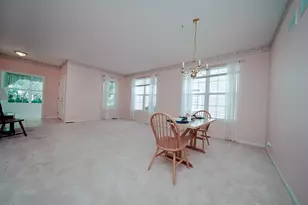 2241 Carillon Dr, Grayslake, IL 60030 - Photo 5