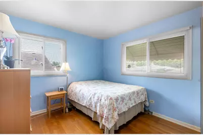 8948 Nashville Avenue, Morton Grove, IL 60053 - Photo 11