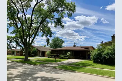 8948 Nashville Avenue, Morton Grove, IL 60053 - Photo 19