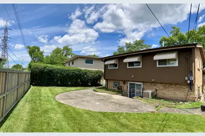 8948 Nashville Avenue, Morton Grove, IL 60053 - Photo 17