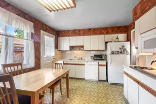 8948 Nashville Ave, Morton Grove, IL 60053 - Photo 7