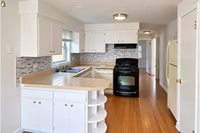 7226 W 60th Place, Summit, IL 60501 - Photo 3