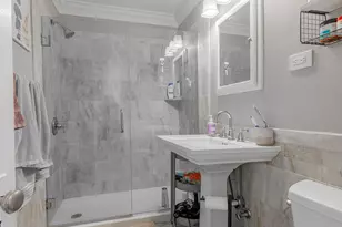 25 S 6th Ave, La Grange, IL 60525 - Photo 9