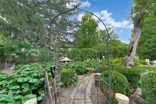 104 N Northampton Dr, Geneva, IL 60134 - Photo 39