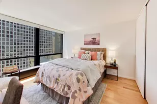 900 N Lake Shore Dr, Chicago, IL 60611 - Photo 17