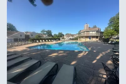353 Lambert Drive #D-1, Schaumburg, IL 60193 - Photo 5