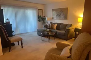 353 Lambert Dr, Schaumburg, IL 60193 - Photo 11