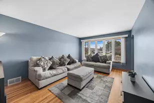 6000 S Narragansett Ave, Chicago, IL 60638 - Photo 3