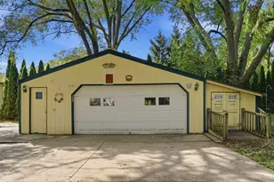 1009 Chicago Ave, Dixon, IL 61021 - Photo 19