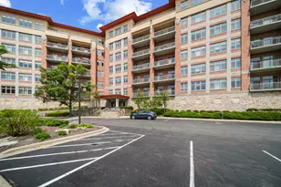 100 Prairie Park Dr, Wheeling, IL 60090 - Photo 1