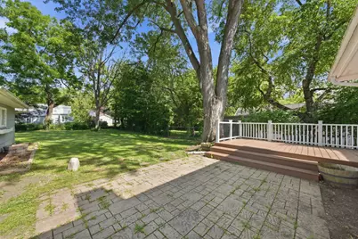 512 S Calumet Avenue, Aurora, IL 60506 - Photo 9