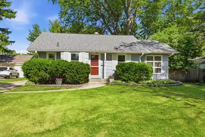 512 S Calumet Avenue, Aurora, IL 60506 - Photo 1